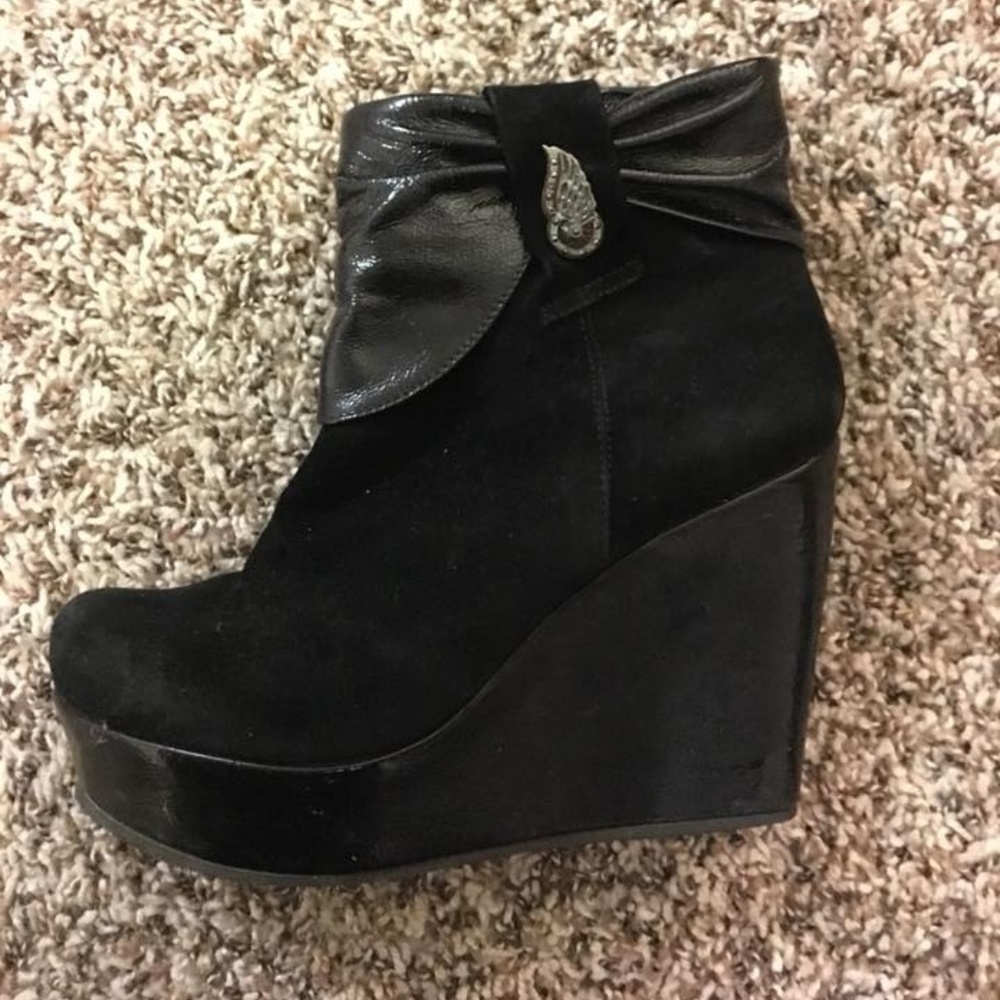 Kelton Italy Suede Booties 38